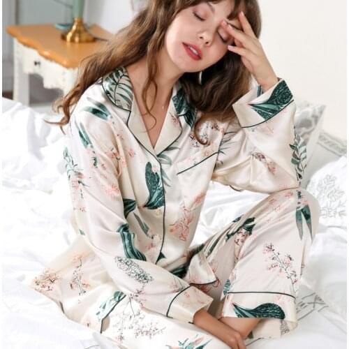 19mm Spring and summer silk pajamas womens suit 100% silk light and comfortable lapel pocket silk home service