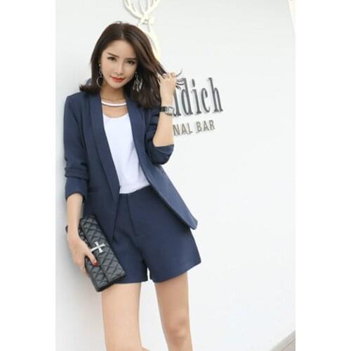 Set female 2019 summer new style fashion small suit suit long-sleeved jacket + temperament was thin shorts simple two-piece