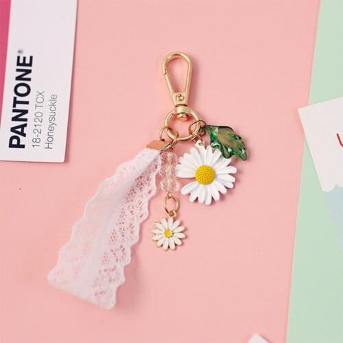 New Cute Sunflower Daisy Flower Fabric Lovely Ribbon Lace Keychain For Women Key Chains Ring Car Bag Pendent Charms Couple Gift