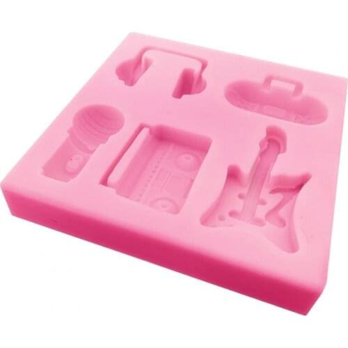 Kitchen Silicone Mold for Bakery Scentless Non-stick Food Grade Semiconductior Radio Microphone Guitar Headphone Chocolate Mold