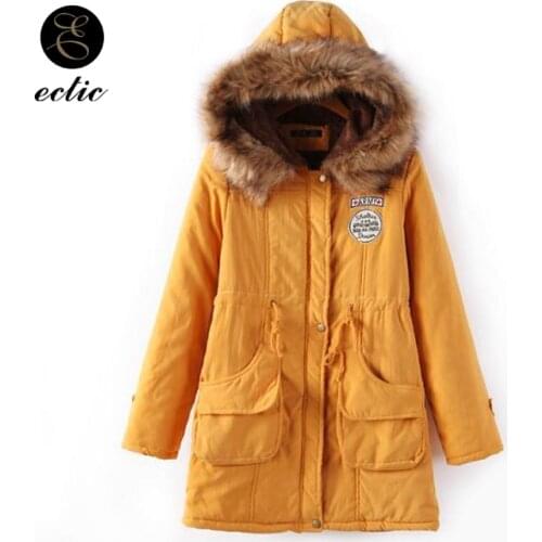 Womens Winter Fashion 2021 Kurtki Zimowe Damskie Warm Hooded Parka With Real Fur Collar Cotton Long Thick Parka Plus Size Jacket