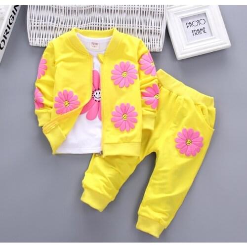Baby girl clothes spring and autumn new cotton suit baby girl sun flower printing casual clothes round neck 3pcs baby clothes