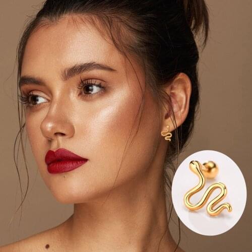 Meaeguet Stud Earrings