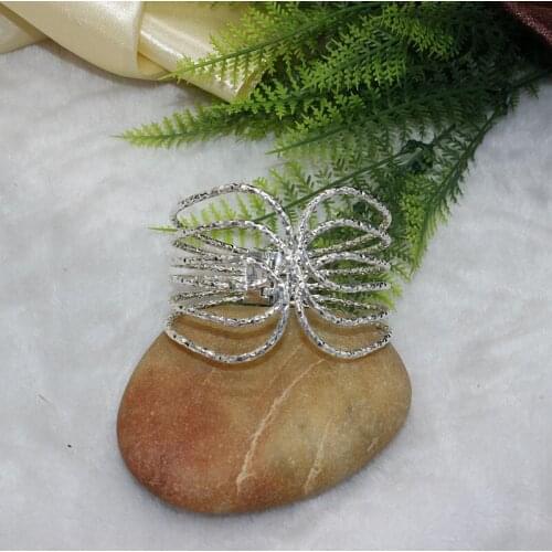 2021 Fashion New Metal Hollow Out Multi-Layer Exaggerated Personalized Womens Accessory Bracelet