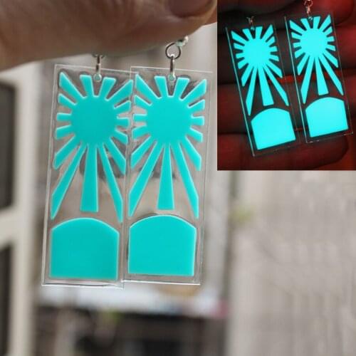 New Demon Slayer Earrings Glow In The Dark Gift For Women Men Kimetsu no Yaiba Kamado Tanjirou Cosplay Props Accessories