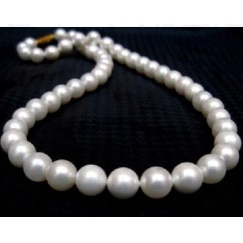Noble jewelr Round AAA 8-9mm White South Sea Pearl Necklace 14K Gold Clasp