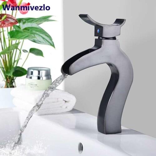 Black Bronze Waterfall Basin Faucets Torneira Banheiro Single Handle Cold Hot Tap Bathroom Vessel Sink Faucet Crane Mixer Tap