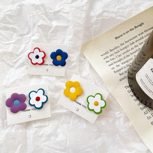 New Cute Romantic Cherry Clip Earrings Small Round Heart Geometric Stud Earrings for Women Girls Fashion Birthday Party Gifts