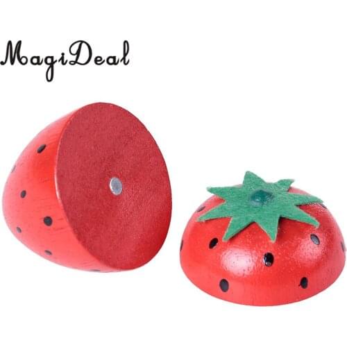 MagiDeal 1Pc Wooden Magnetic Connected Strawberry for Kids Kitchen Cutting Food Pretend Play Cute Fruit Toy 6cm