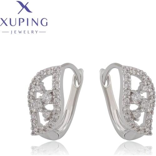 Xuping Jewelry Fashion New Arrival Simple Huggies Earrings for Women 91116