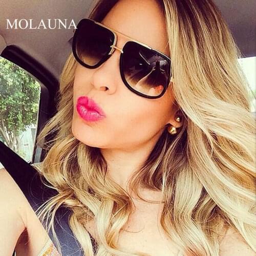 2020 New Oversized Sunglasses Women Big Frame Square Flat Top Rivet Sun Glasses Female Men Vintage Mirror Shades Gradient UV400