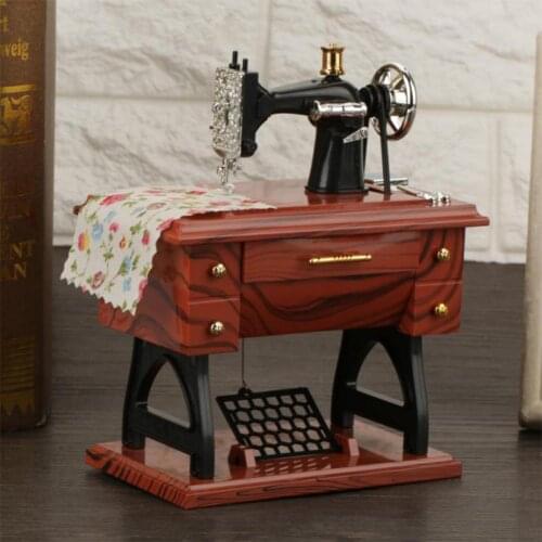 Retro Music Box Sewing Machine Vintage European Crafts Mechanical Sewing Clockwork Music BoxHome Crafts Decor Birthday Gifts