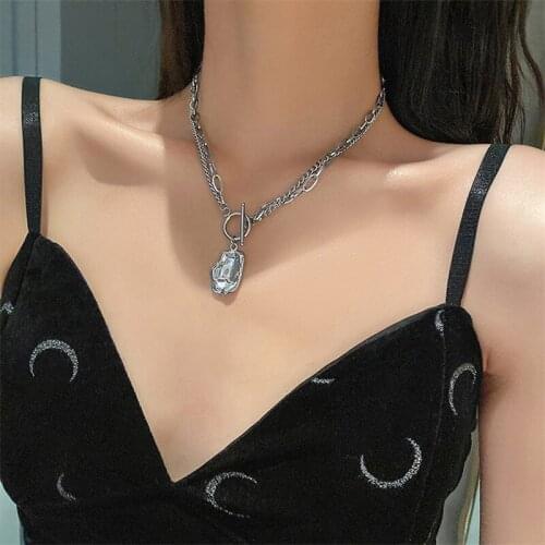 Metallic cold wind necklace 2021 new Instagram hip hop collarbone chain design feel choker accessories