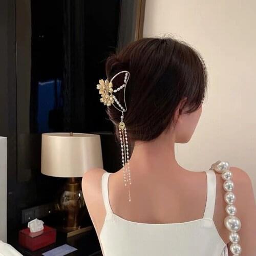 Elegant Hollow Out Flower Hair Clip Claw Clamp Pearl Tassel Women Girls Retro Metal Hair Clips Hairpins Jewelry Hair Accessories