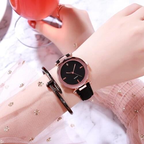 2020 NEW Women Watches Simple Vintage Small Watch Leather Strap Casual Sports Wrist Clock Dress Wristwatches Reloj mujer
