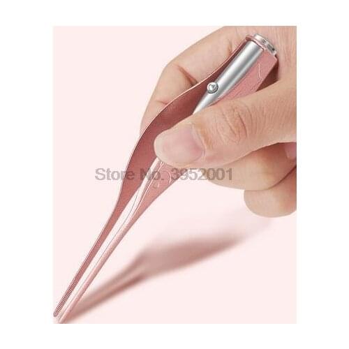 By dhl or ems 500pcs Luminous Ear Wax Cleaner Flashlight Earpick Earwax Remover Tweezer Ear Curette Care Tool For Children 2019