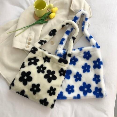 Fashion Women Flower Print Plush Shoulder Bag Winter Large Tote Handbags Womens bag purses and handbag Plush bag Fur winter bag