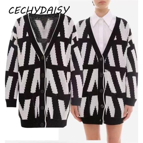 Runway Sweater Cardigans Women High Street V-Neck Long Sleeve Single Breasted Letters Loose Casual Knitted Traf Tops Clothes Za