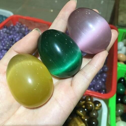Hot new opal crystal eggs to play with the display