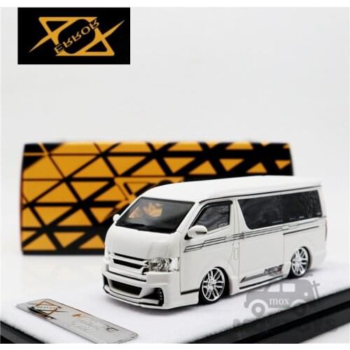Error 404 1:64 Toyota Hiace Dynast White Resin Model Car