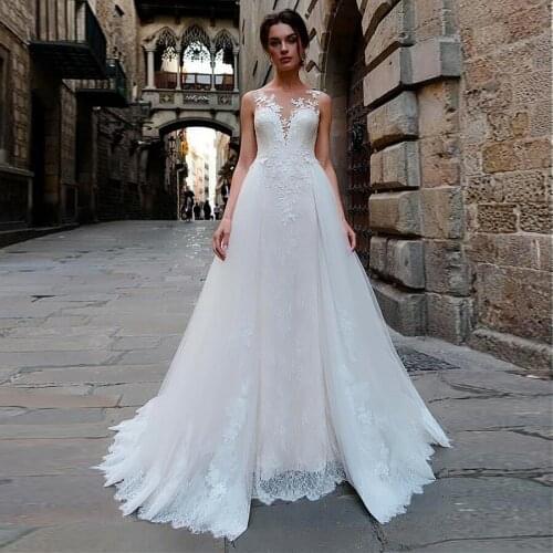 Stunning Tulle Bateau Neckline 2 in 1 Wedding Dress With Lace Appliques Bridal Dress Two Pieces Detachable Skirt