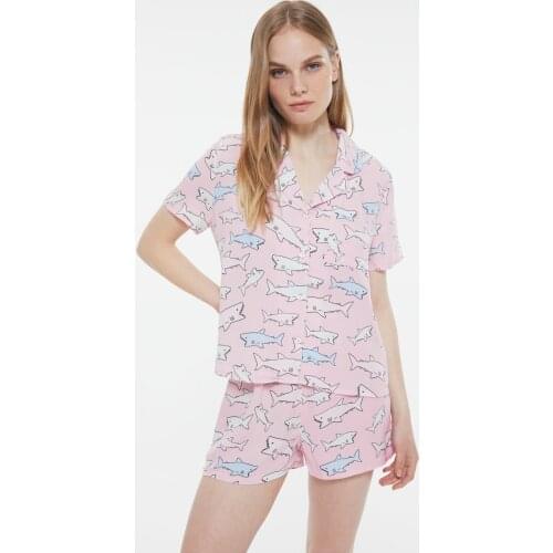Powder Shark Pattern Woven Pajamas Set Half Sleeve Summer Short Femme Two Piece Shirt Shorts Set Comfy Sleep Wear Button