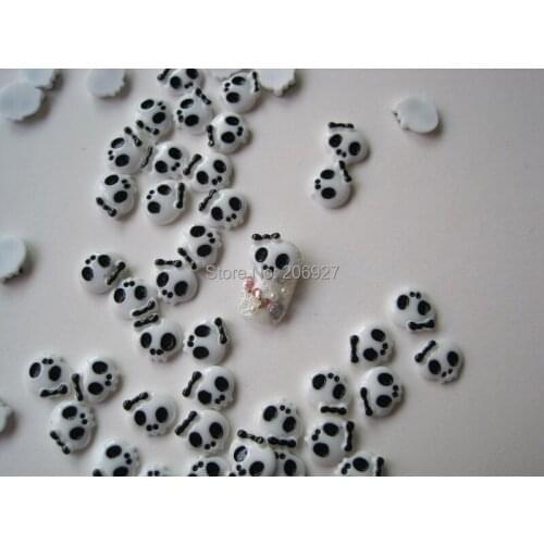 RC18-5 30pcs Cute Black Bow White Skull Head Shape Nail Resin Decoration Outlooking