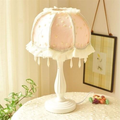 European Pink Lace Fabric Table Lamps Bedroom Cute Princess Room Girl Living Room Study Table Lights Deco Decoration Fixtures