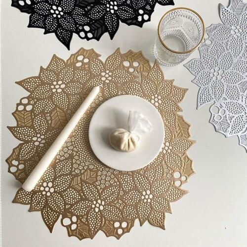 Modern Minimalist Style Waterproof Hollow Leaf Pattern PVC Placemat Round Shape Simulation Plant Insulation Coaster for Home