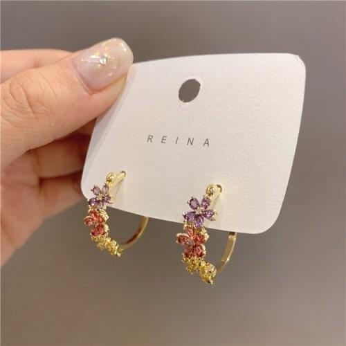 New design fashion jewelry exquisite copper inlaid color zircon flower semicircle earrings elegant womens daily wild earrings