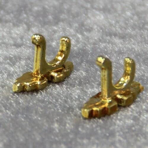 2PCS 1:12 Miniature Dollhouse Mini Plastic Bathroom Closet Hooks for DIY House Furniture Accessories