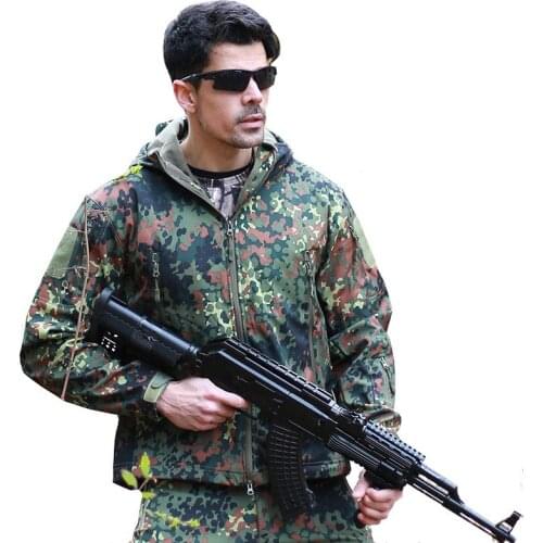 Outdoor Sport Tactical Coats Men Hunting Camping Hiking Waterproof Windproof Soft Shell Military Camouflage Fleece Jackets