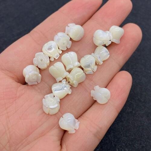 Wholesale Multicolor Flower Shape Pendant Natural Shells for Jewelry Making DIY Handmade Accessories Beaded Decoration Fashion