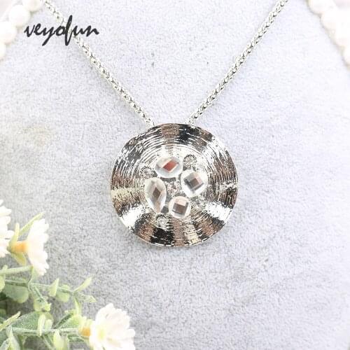 Veyofun Zinc Alloy Shell Shape Crystal Round Necklaces for Women Fashion Pendant Jewelry Gift Wholesale