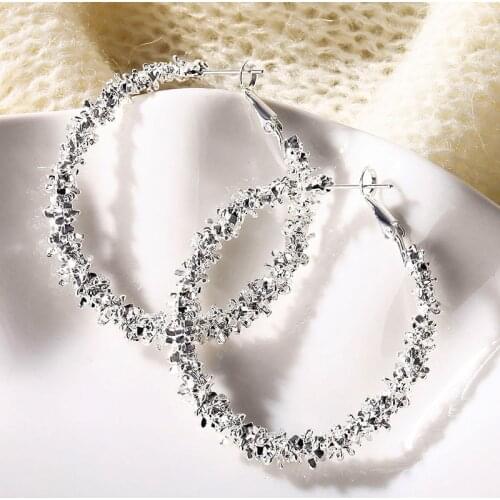 Huitan Luxury Gold Color/Silver Color Hoop Earrings for Women Simple Classic Loop Earring Metallic Versatile Style Dance Party