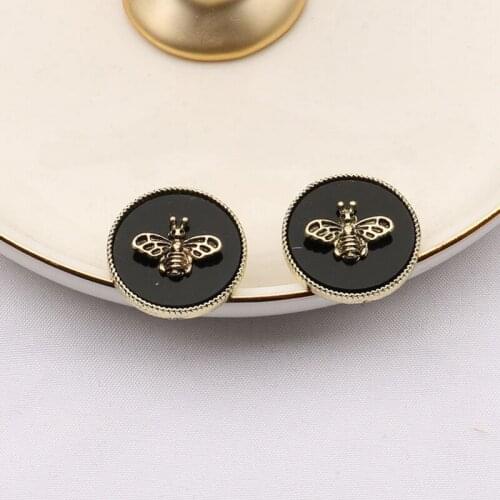 Vintage Bee Round Stud Earring Women Retro Insect Bees Earrings for Gift Party Fashion Jewelry Accessories