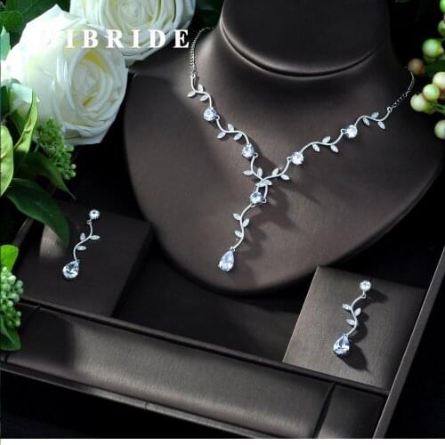 HIBRIDE 2019 New Wedding Costume Accessories Cubic Zircon Crystal Bridal Earrings And Rhinestone Necklace Jewelry Sets For Bride
