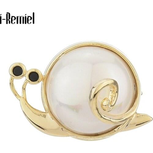 Fashion Traceless Pearl Small Snail Brooches Luxury Jewelry Magnetic Button High-grade Anti-light Shirt Collar Suit Pin Gifts