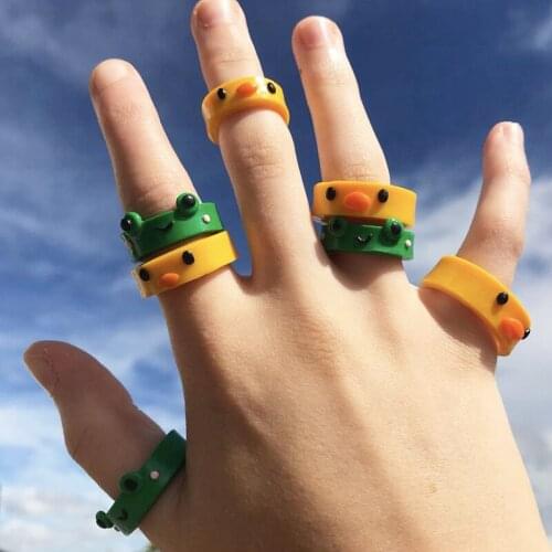 INS Y2K Vintage Frog Ring For Women Colorful Resin Acrylic Rings Simple Animal Aesthetic Jewelry Friendship Finger Rings Gift