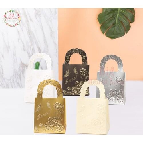 25pcs Bronzing Rose Candy Box Butterfly Wedding Gift Box Portable Box for Guest Party Decoration Marriage Wedding Supplies Gifts