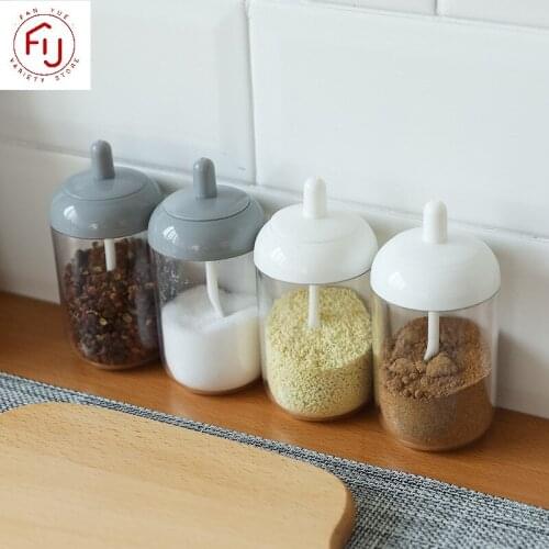 Spice Jar Moisture-Proof Cap Sealed Cruet Condiment Seasoning Jars Lid Spoon For Kitchen Spices Pepper Bottles Salt Shakers