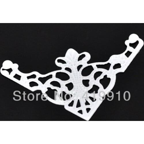 Free shipping-50Pcs White Filigree Triangle Wraps Connectors Metal Crafts Gift Decoration DIY Findings 4.8x2.6cm M01056