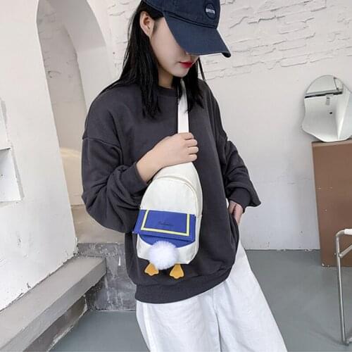 Hot Kawaii 3D Duck Chest Bag Fashion Animal Girls Waist Bag Cute Plush Hairball Nylon Blackpink Banana Bag Women Sports Hobo-bag
