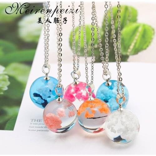 Chic Transparent Resin Rould Ball Moon Pendant Necklace Women Blue Sky White Cloud Chain Necklace Fashion Jewelry Gifts For Girl