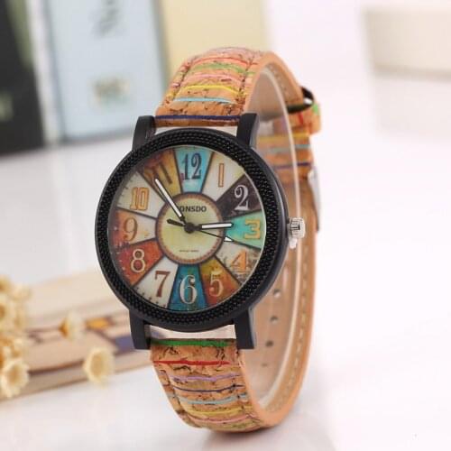 Hot Selling New Colorful Fashion Trend Female Middle School Student Watches Personality Wood Grain Creative Forest Wrist Watch