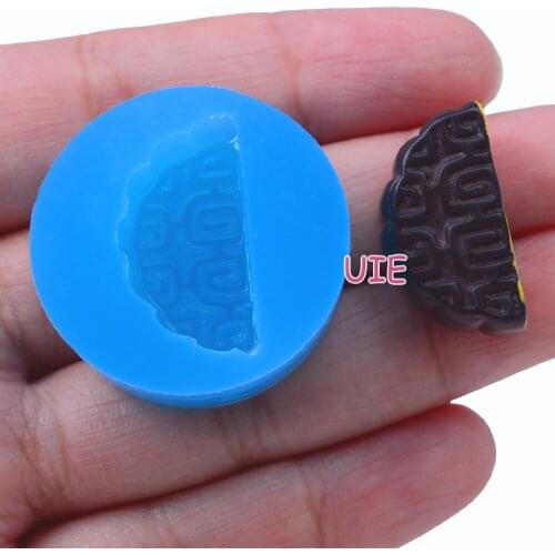 GYL224U 23.2mm x 12.1mm Chocolate Pie With Filling Silicone Mold Fondant Cake Decoration Candy Resin Clay Earrings Necklace