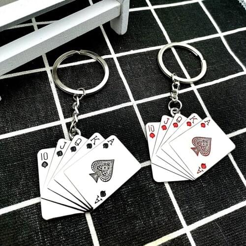 2020 New Creative Playing Card Flush Metal Keychain Magic Good Luck Poker Keychain Small Gift