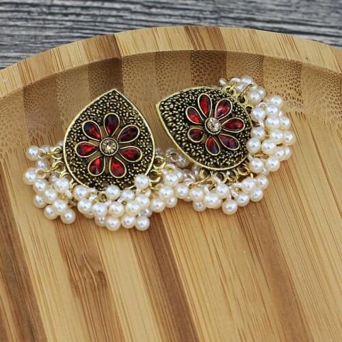 Vintage Simulated Pearl Drop Earrings for Women Bohemian Crystal Flower Dangle Earring Statement Jewelry Wedding Party Gift
