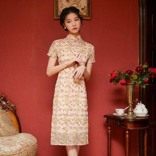 Womens Embroidery Retro Gentle Chic Elegant Girl Chinese Style Short-Sleeved Cheongsam Dress Ladies Vestido de mujer