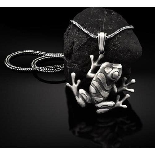 Metal jungle frog pendant necklace mens hip hop jewelry punk chain necklace ins punk style jewelry men and women accessories